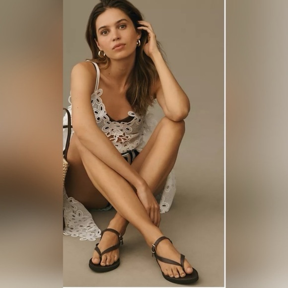 Pilcro Black Minimalist Sandals 9.5/40 - Picture 1 of 7